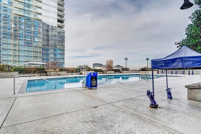 $2,800 | 400 West Peachtree Street Northwest, Unit 1211, Atlanta, GA 30308