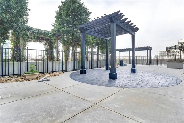 $2,800 | 400 West Peachtree Street Northwest, Unit 1211, Atlanta, GA 30308