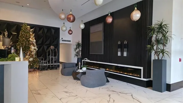 $2,800 | 400 West Peachtree Street Northwest, Unit 1211, Atlanta, GA 30308