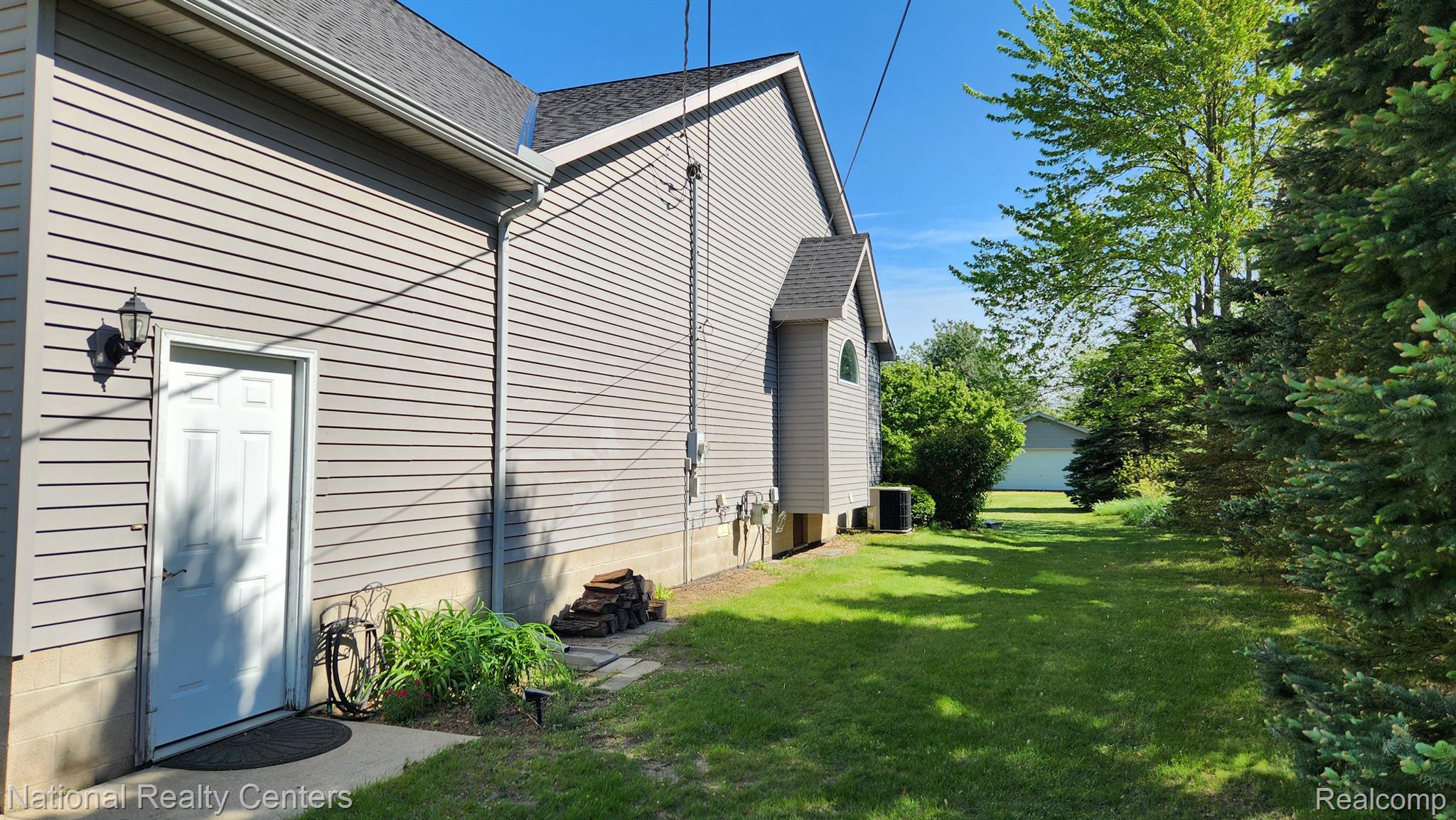 47745 Martz Road Belleville, MI 48111 - Photo 72 of 75 Side door for attached garage