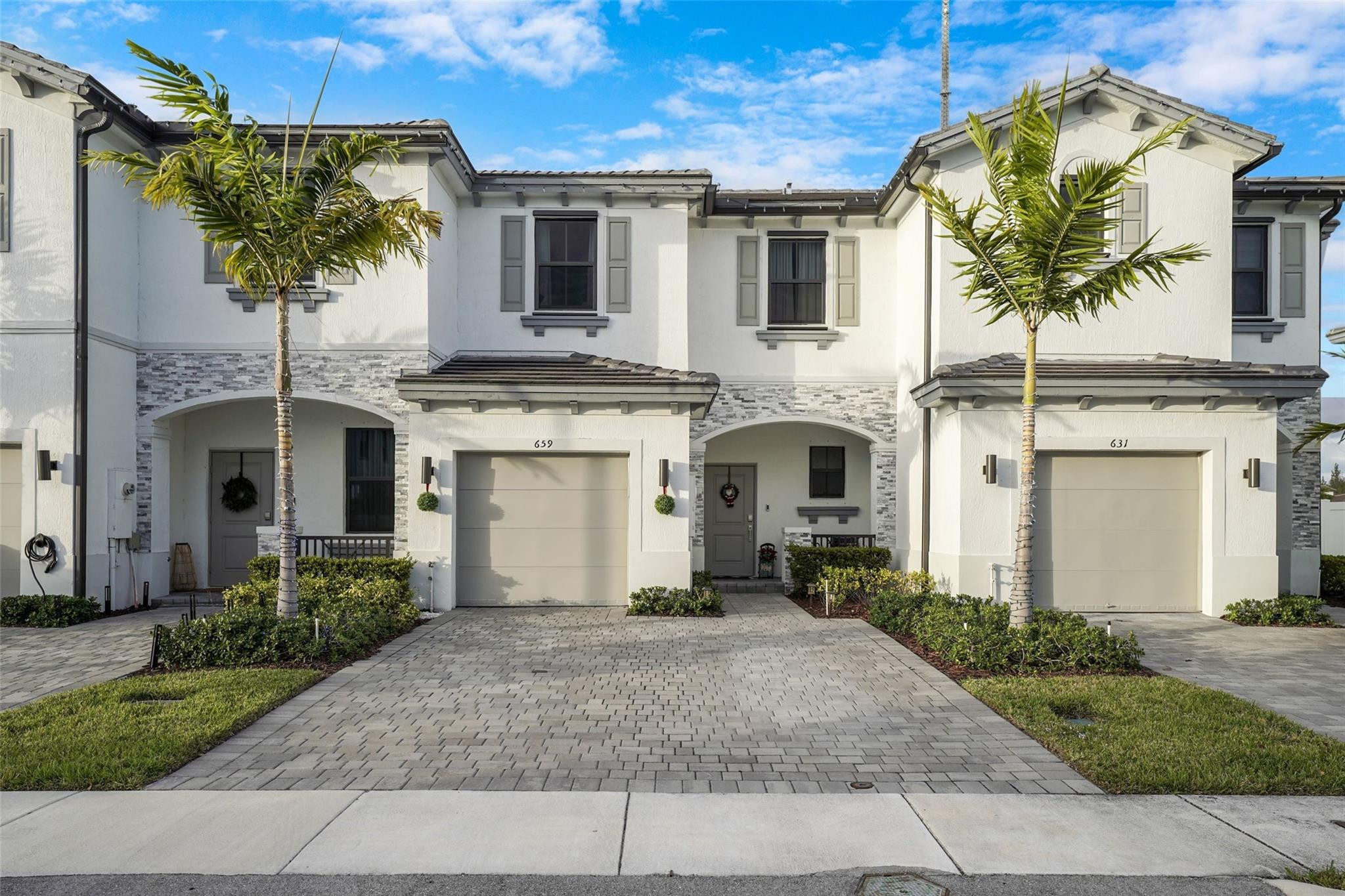 659 Northwest 204th Street Miami, FL 33169 - Photo 2 of 36 Photo 2