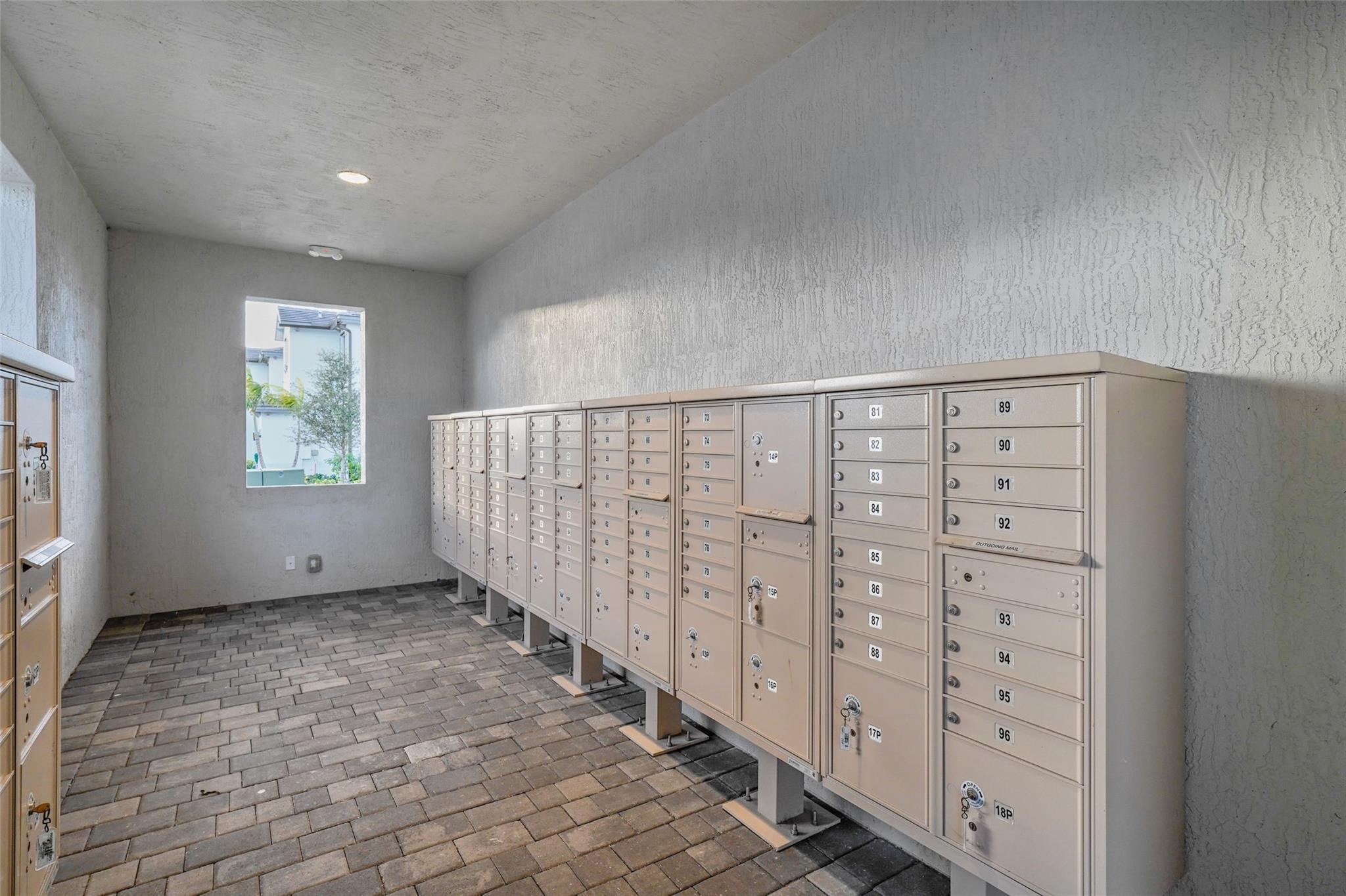 659 Northwest 204th Street Miami, FL 33169 - Photo 28 of 36 Photo 28