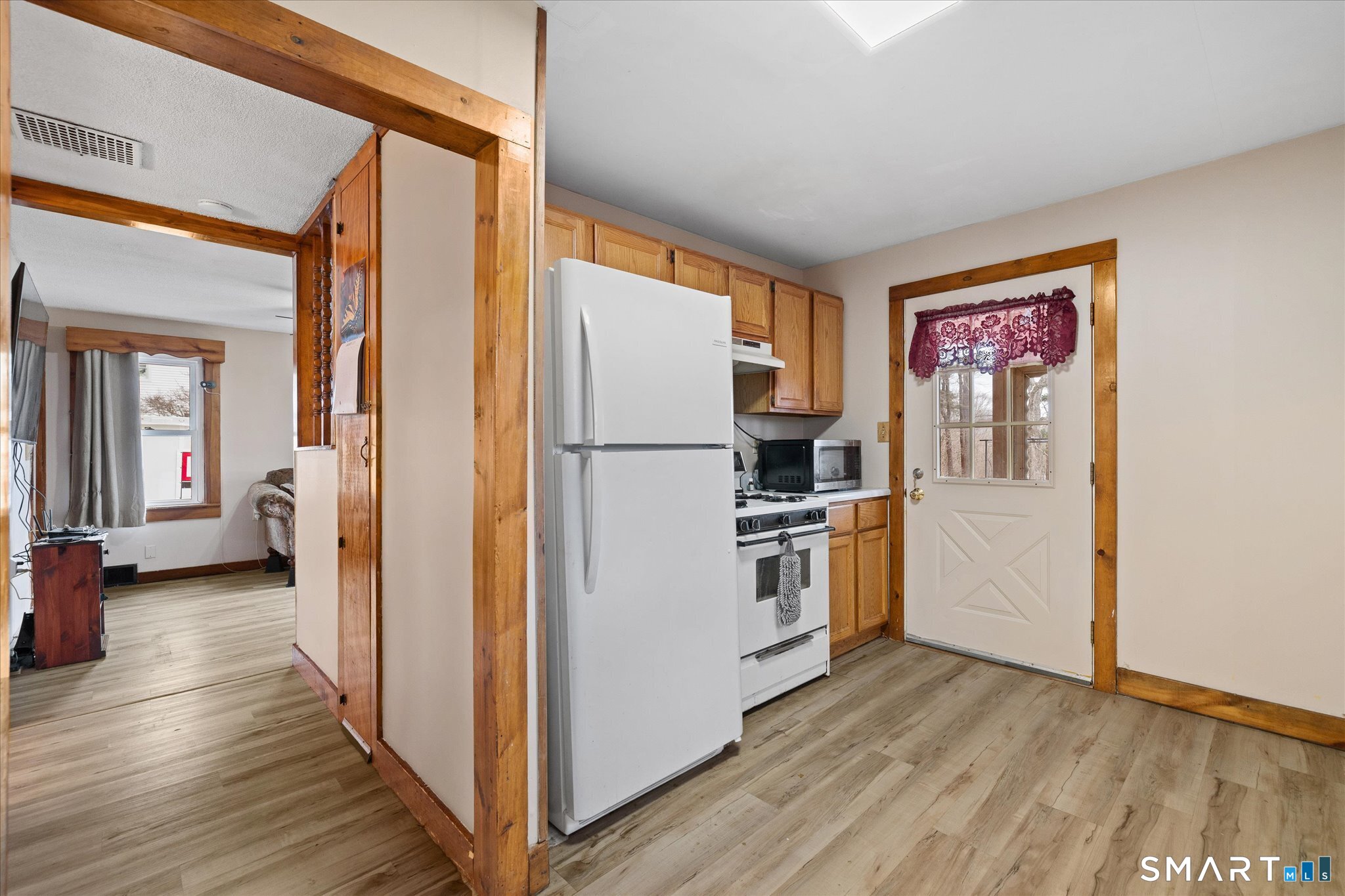 51 Bailey Street Brooklyn, CT 06234 - Photo 5 of 32