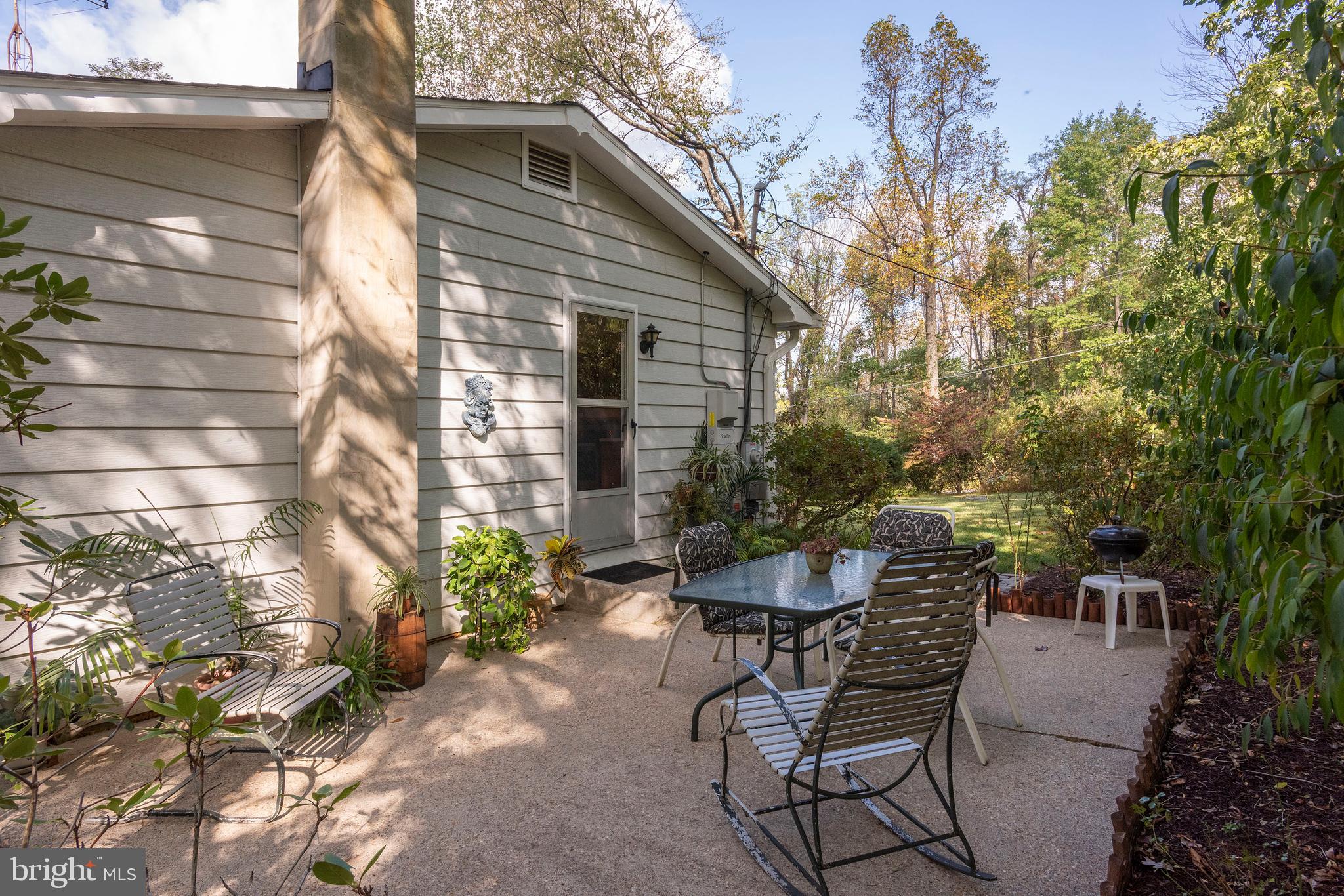 10527 Rum Springs Road Frederick, MD 21702 - Photo 4 of 39 Private Patio