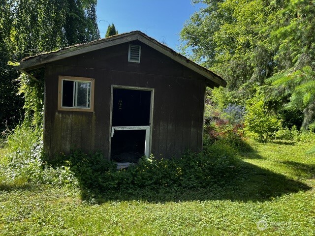 435 Noble Avenue Hamilton, WA 98255 - Photo 28 of 31