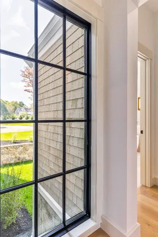 $4,900,000 | 41 Crowell Lane, Vineyard Haven, MA 02568