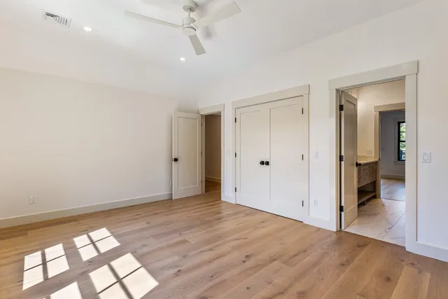 $4,900,000 | 41 Crowell Lane, Vineyard Haven, MA 02568