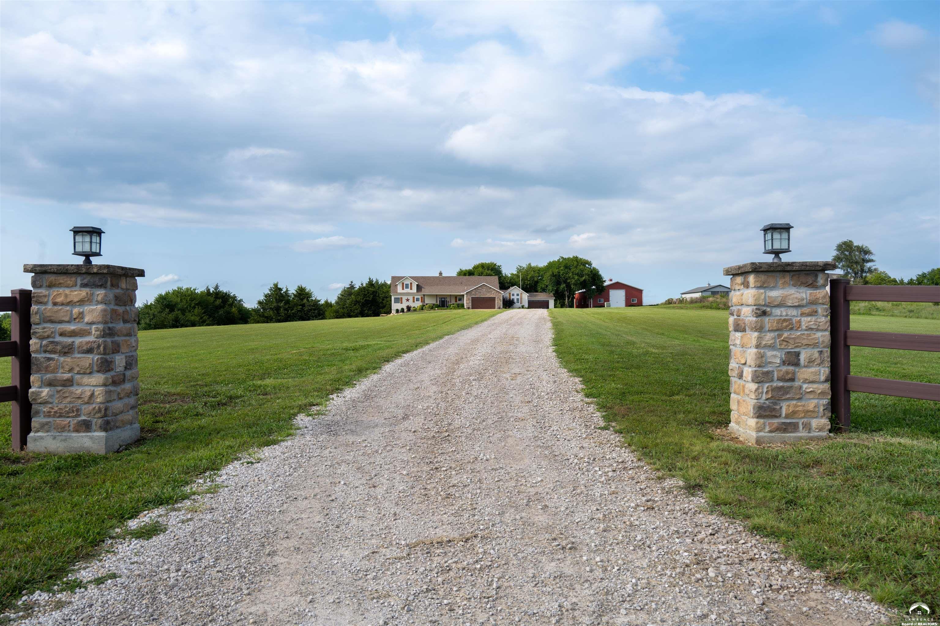 1028 North 600 Road Baldwin City, KS 66006 - Photo 2 of 36