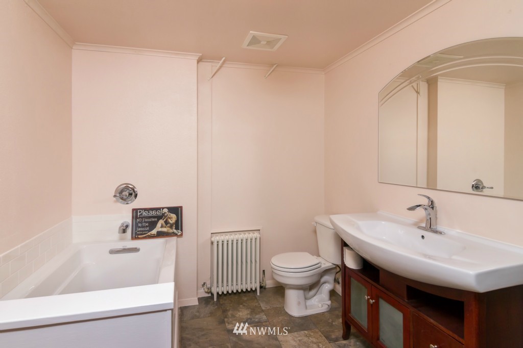 613 Bayside Road Bellingham, WA 98225 - Photo 17 of 23