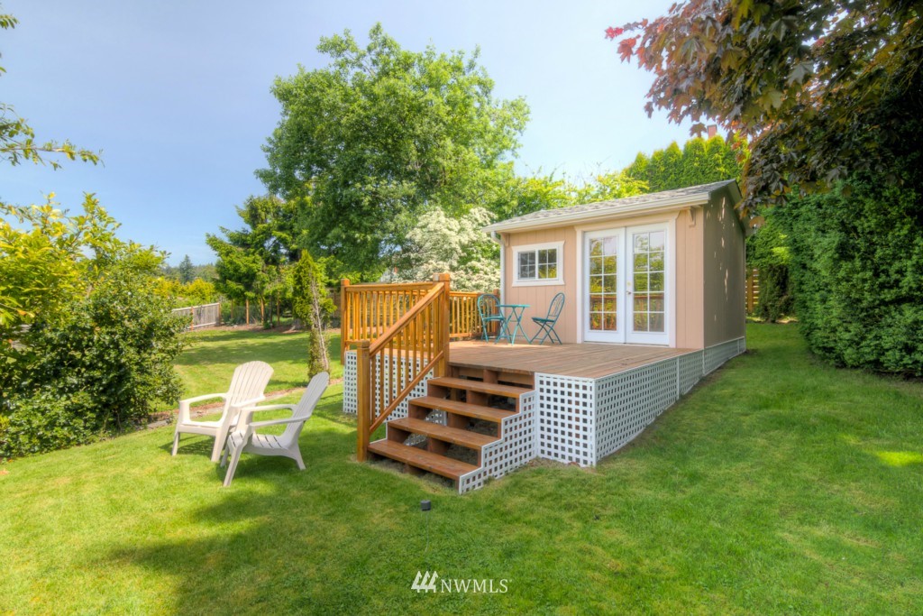 613 Bayside Road Bellingham, WA 98225 - Photo 20 of 23