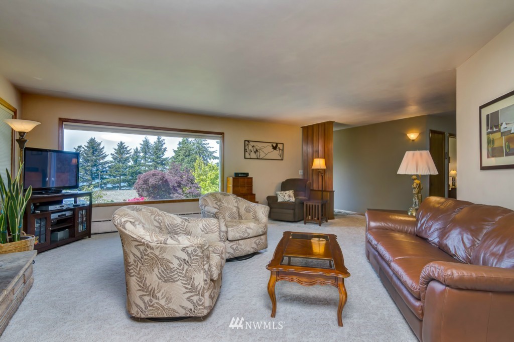 613 Bayside Road Bellingham, WA 98225 - Photo 4 of 23