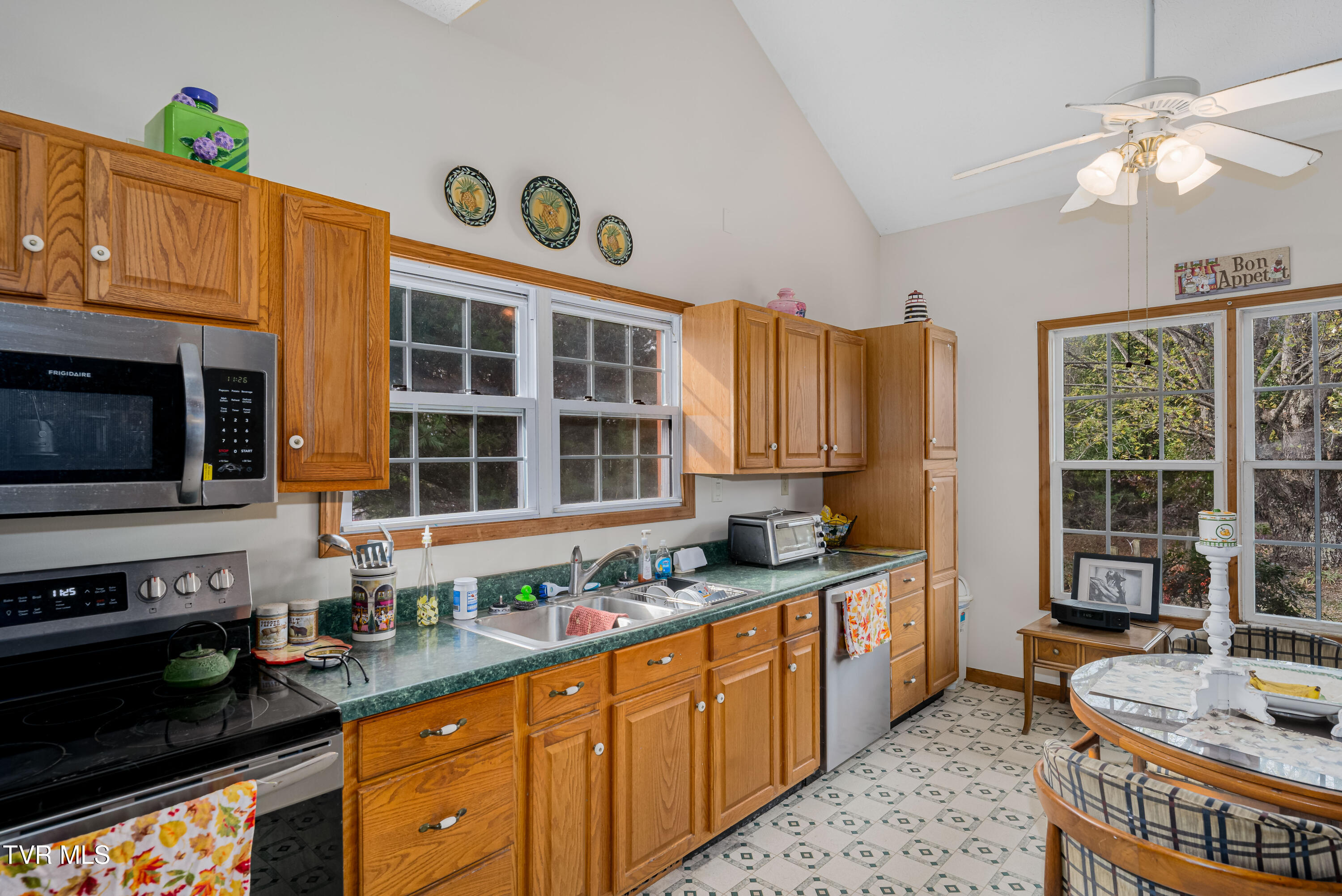 136 Church Street Butler, TN 37640 - Photo 36 of 48 136 Church Street (36 of 57)