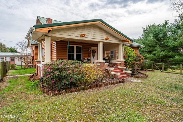 $299,000 | 136 Church Street, Butler, TN 37640