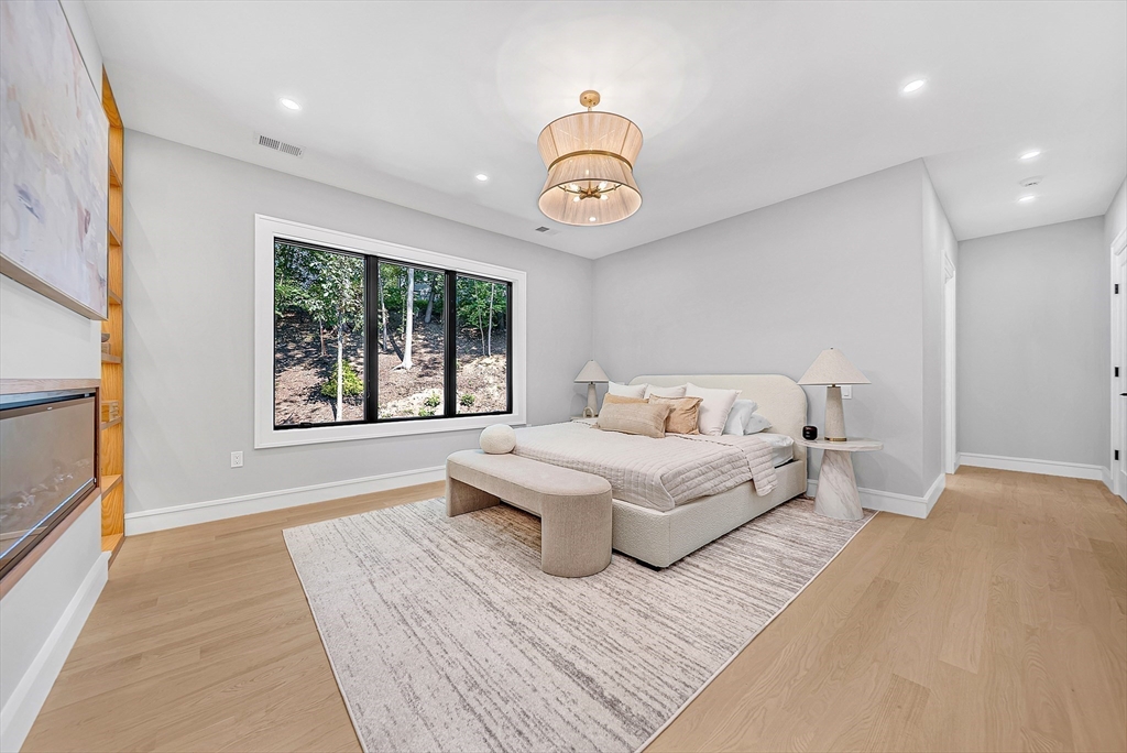 177 Varick Road Newton, MA 02468 - Photo 17 of 31