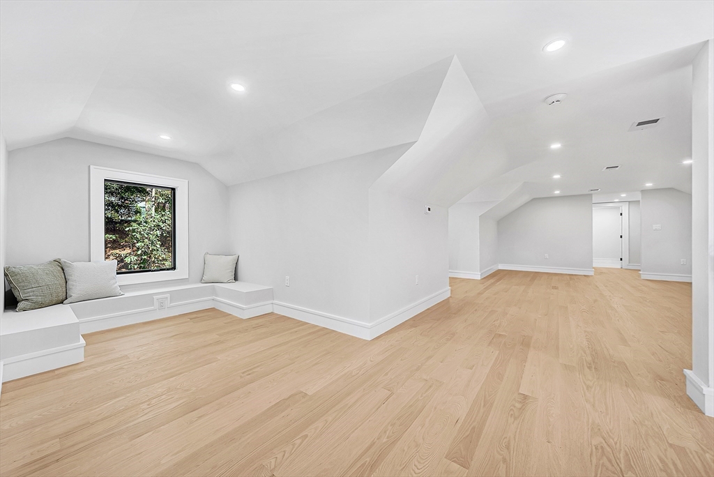 177 Varick Road Newton, MA 02468 - Photo 28 of 31