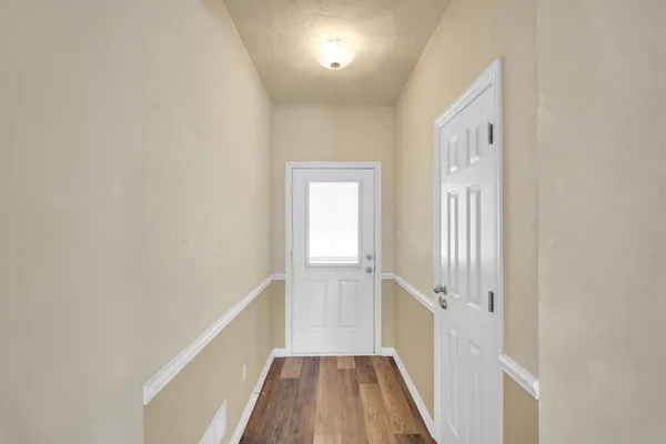 $315,000 | 506 Whitney Drive, Midlothian, TX 76065