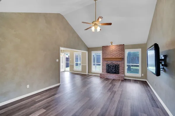 $315,000 | 506 Whitney Drive, Midlothian, TX 76065