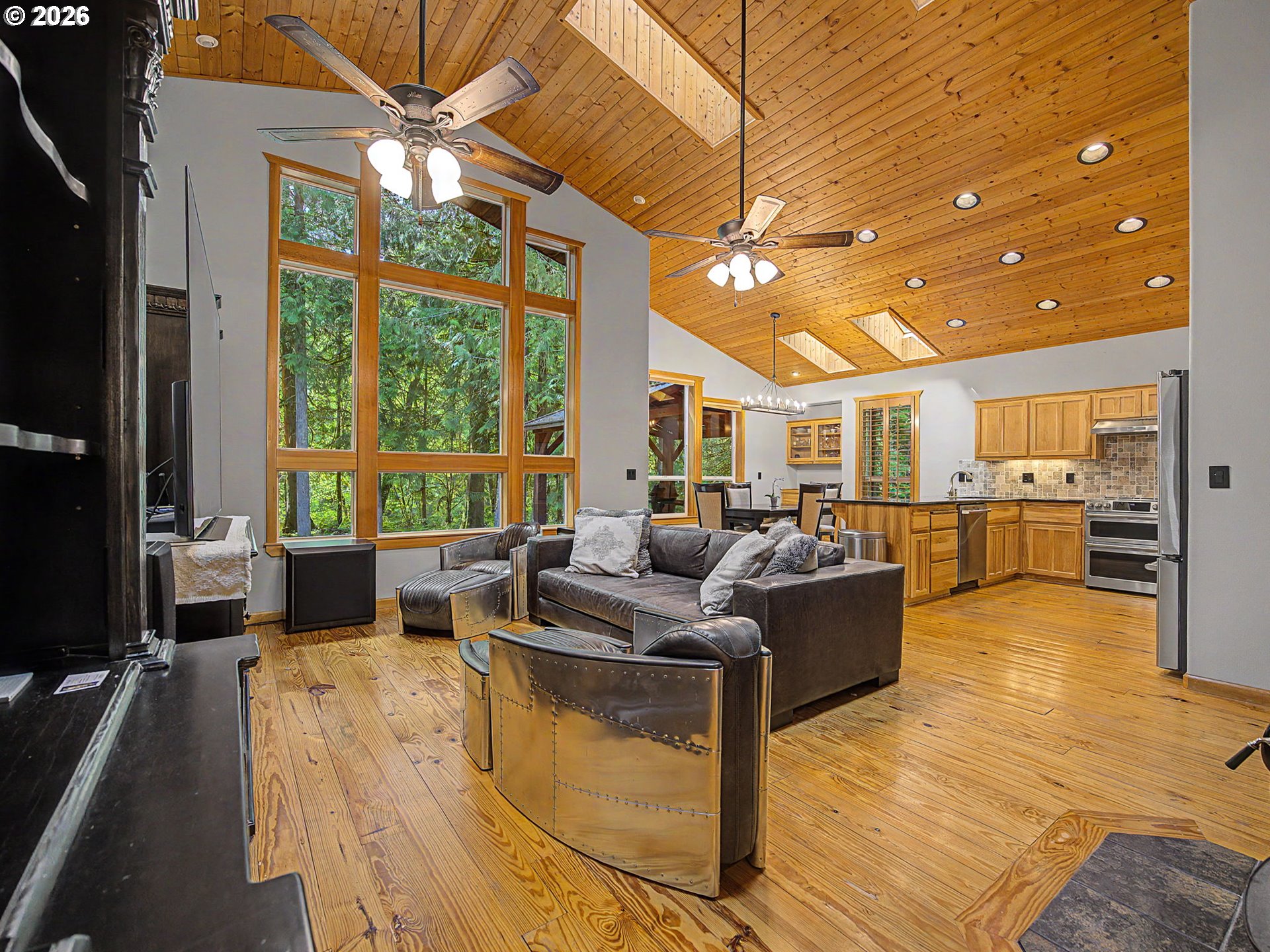 23491 East Lolo Pass Road Rhododendron, OR 97049 - Photo 9 of 47 Gallery Image 9