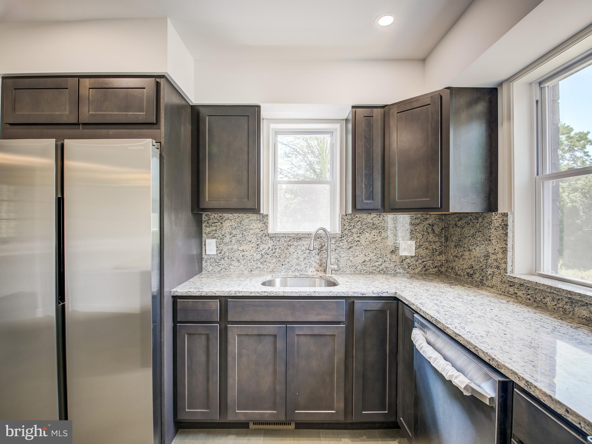 2511 Tucker Road Fort Washington, MD 20744 - Photo 27 of 66 Beautifully upgraded Kitchen
