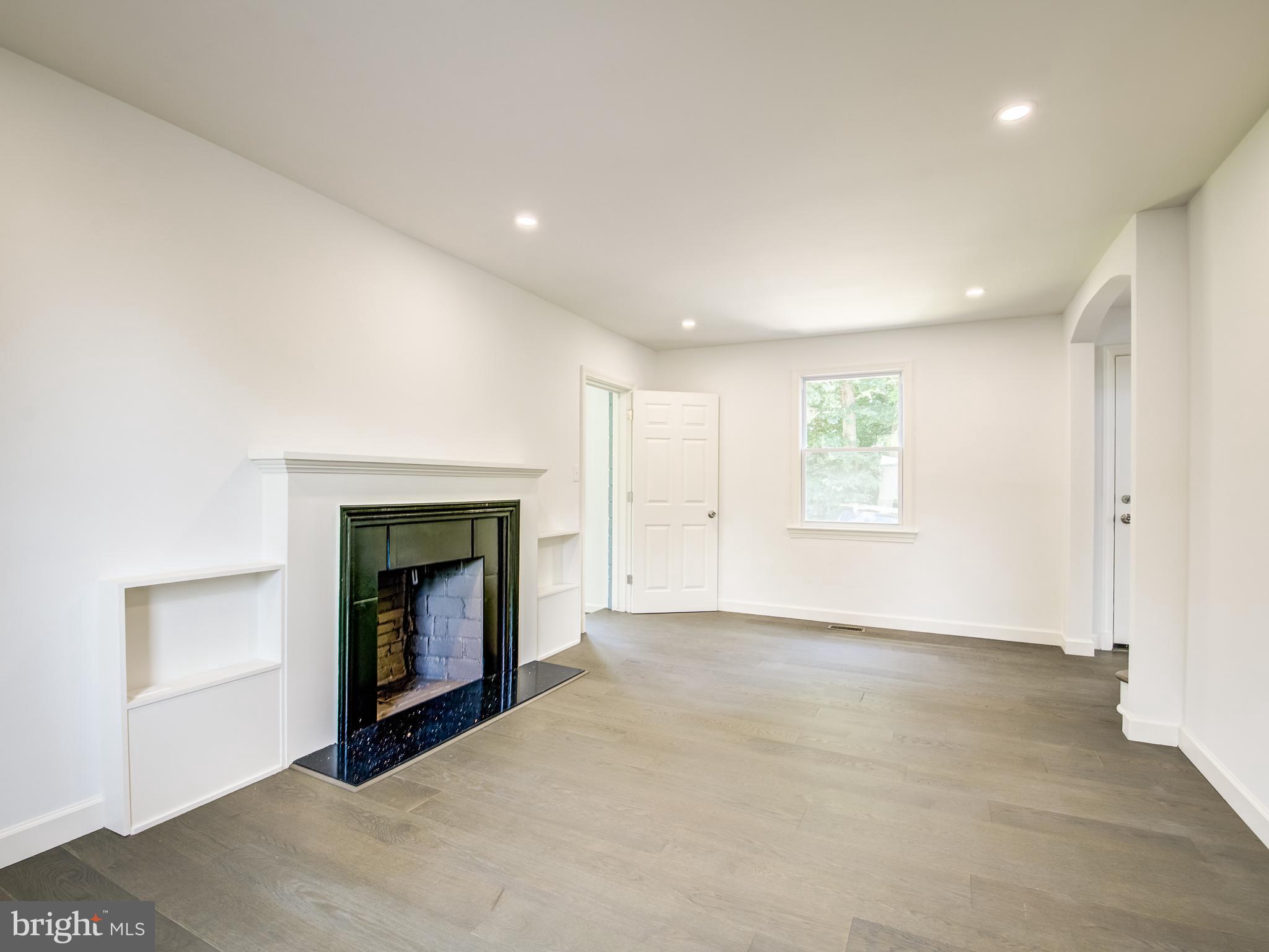 2511 Tucker Road Fort Washington, MD 20744 - Photo 8 of 66 Fireplace equipped Living Room