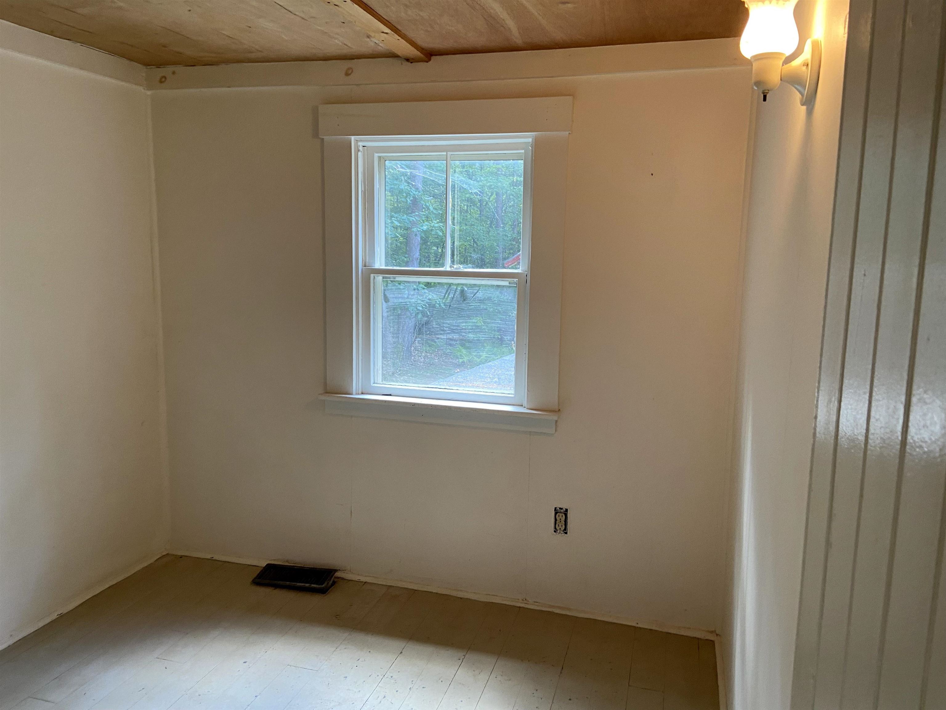 429 West Shore Road Bristol, NH 03222 - Photo 22 of 38
