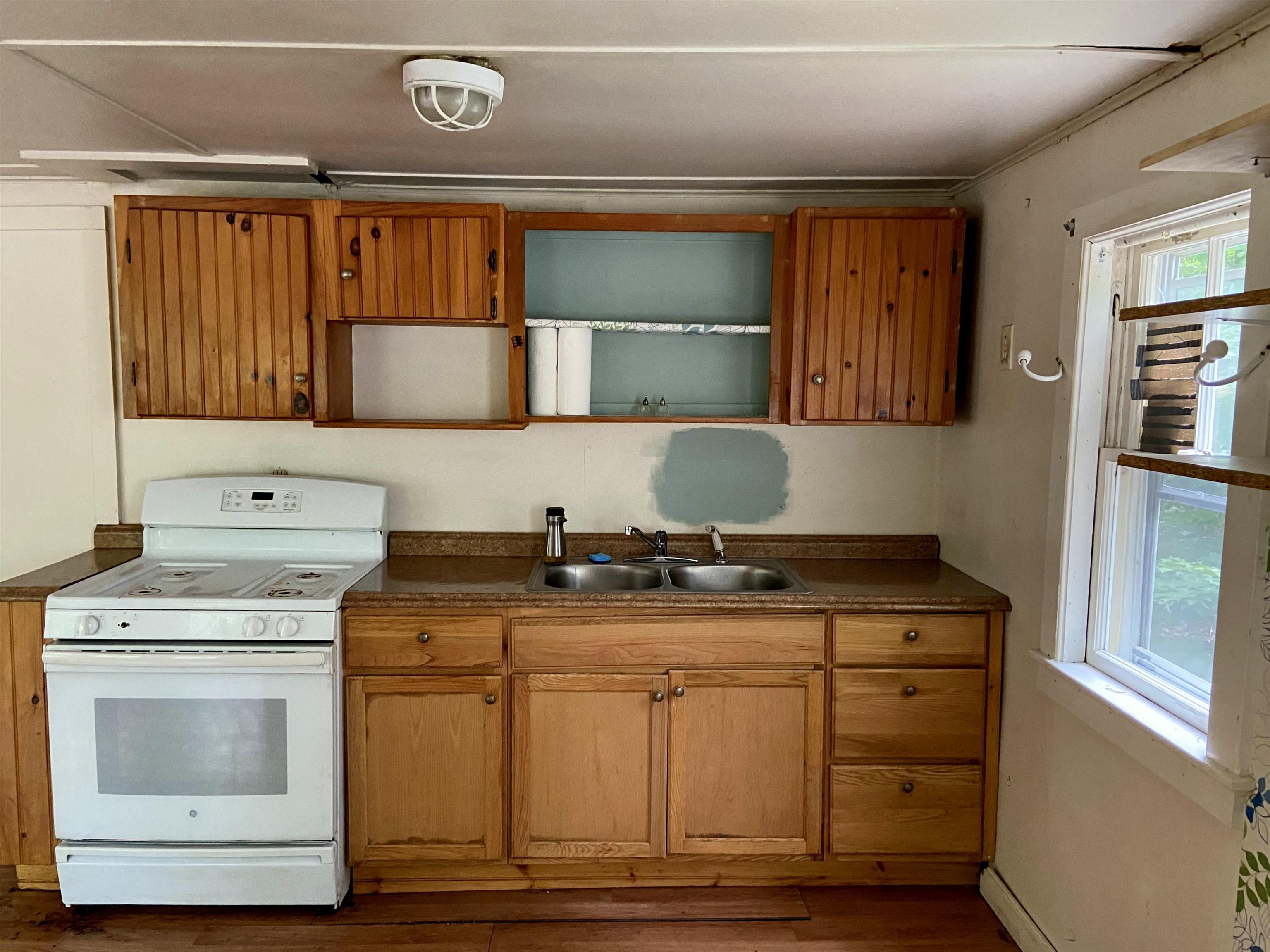 429 West Shore Road Bristol, NH 03222 - Photo 10 of 38