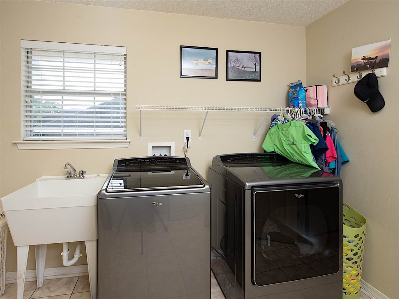 12233 Venice Boulevard Foley, AL 36535 - Photo 18 of 35 Laundry/Utility Room