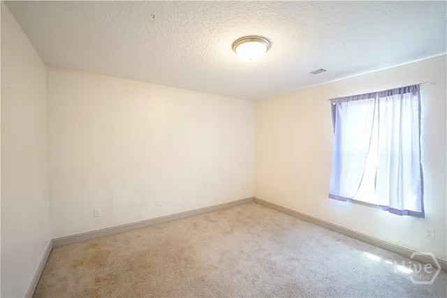 $1,900 | 128 Gambrell Road, Hinesville, GA 31313