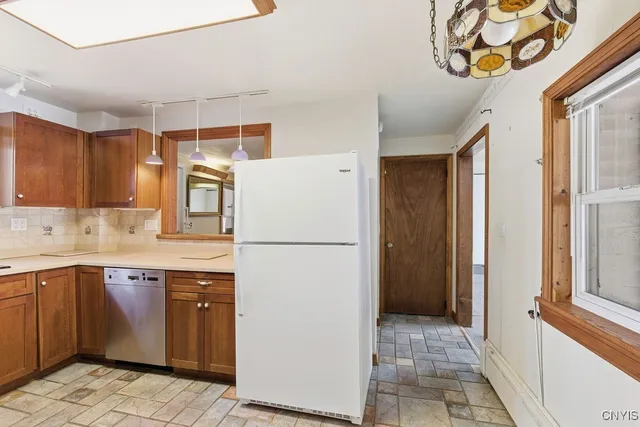 $185,000 | 138 Owasco Street, Auburn, NY 13021