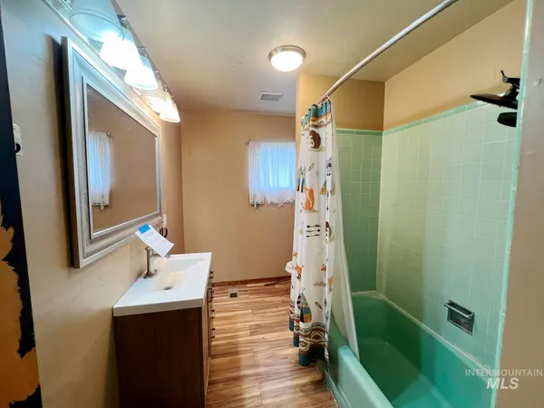 $199,900 | 603 Maple Street, Nezperce, ID 83543