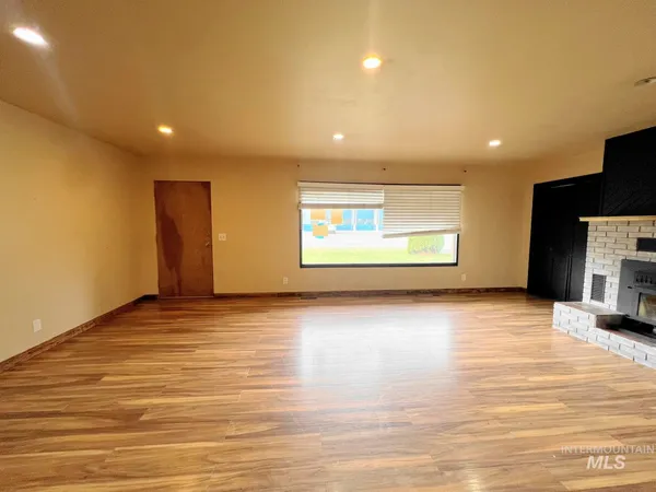 $199,900 | 603 Maple Street, Nezperce, ID 83543