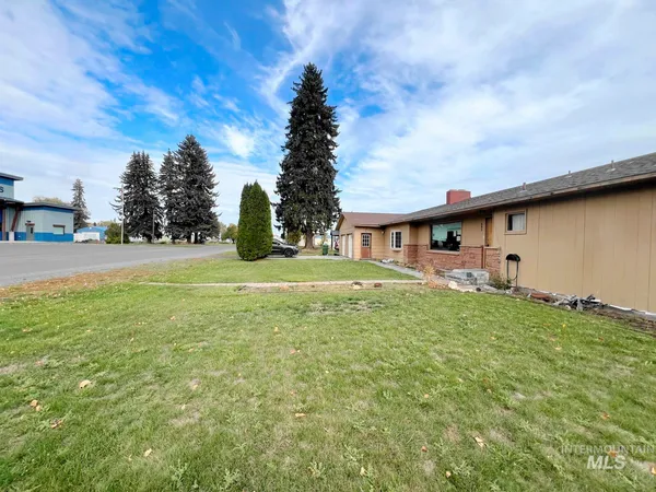 $199,900 | 603 Maple Street, Nezperce, ID 83543