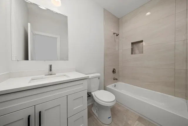 $550,000 | 10738 South Worth Avenue, Worth, IL 60482