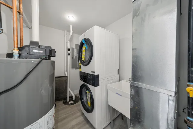 $550,000 | 10738 South Worth Avenue, Worth, IL 60482