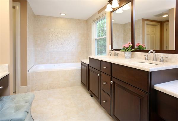 191 Tudor Road Needham, MA 02492 - Photo 8 of 10