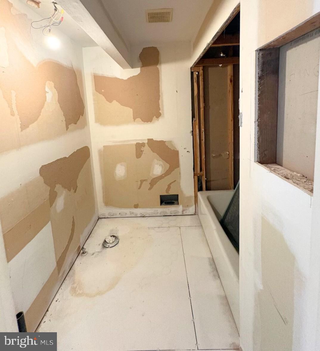 3007 Suffolk Lane Fallston, MD 21047 - Photo 8 of 13 a bathroom with a bathtub and shower