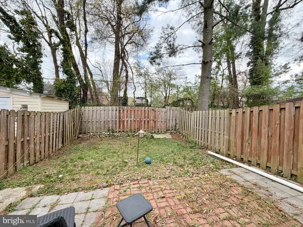 $475,000 | 9518 Mooregate Court, Lorton, VA 22079