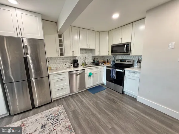 $475,000 | 9518 Mooregate Court, Lorton, VA 22079
