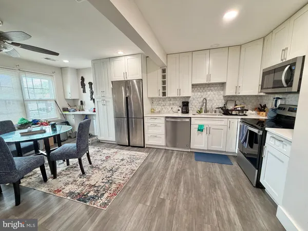 $475,000 | 9518 Mooregate Court, Lorton, VA 22079