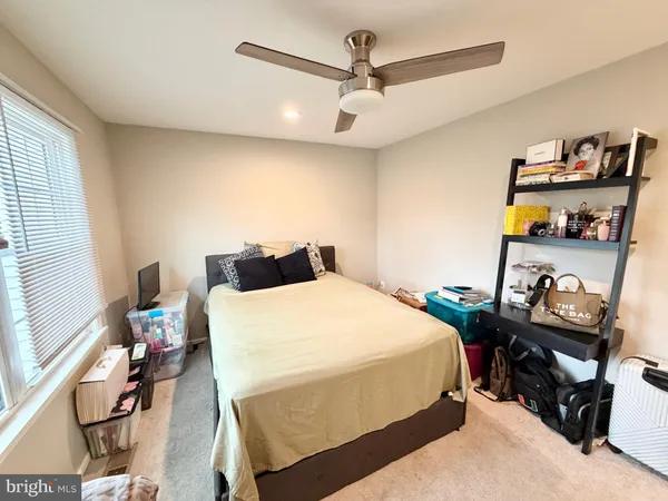 $475,000 | 9518 Mooregate Court, Lorton, VA 22079