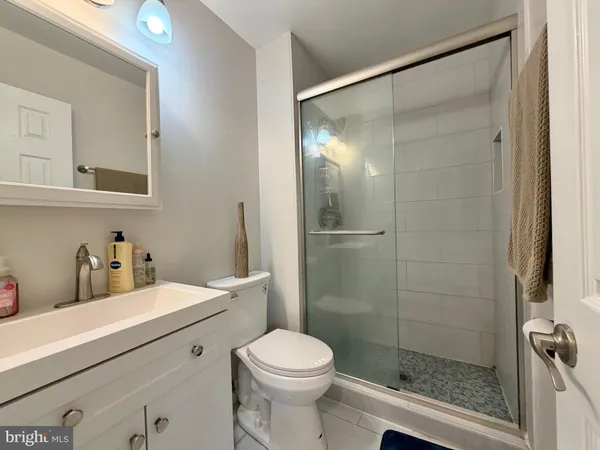$475,000 | 9518 Mooregate Court, Lorton, VA 22079