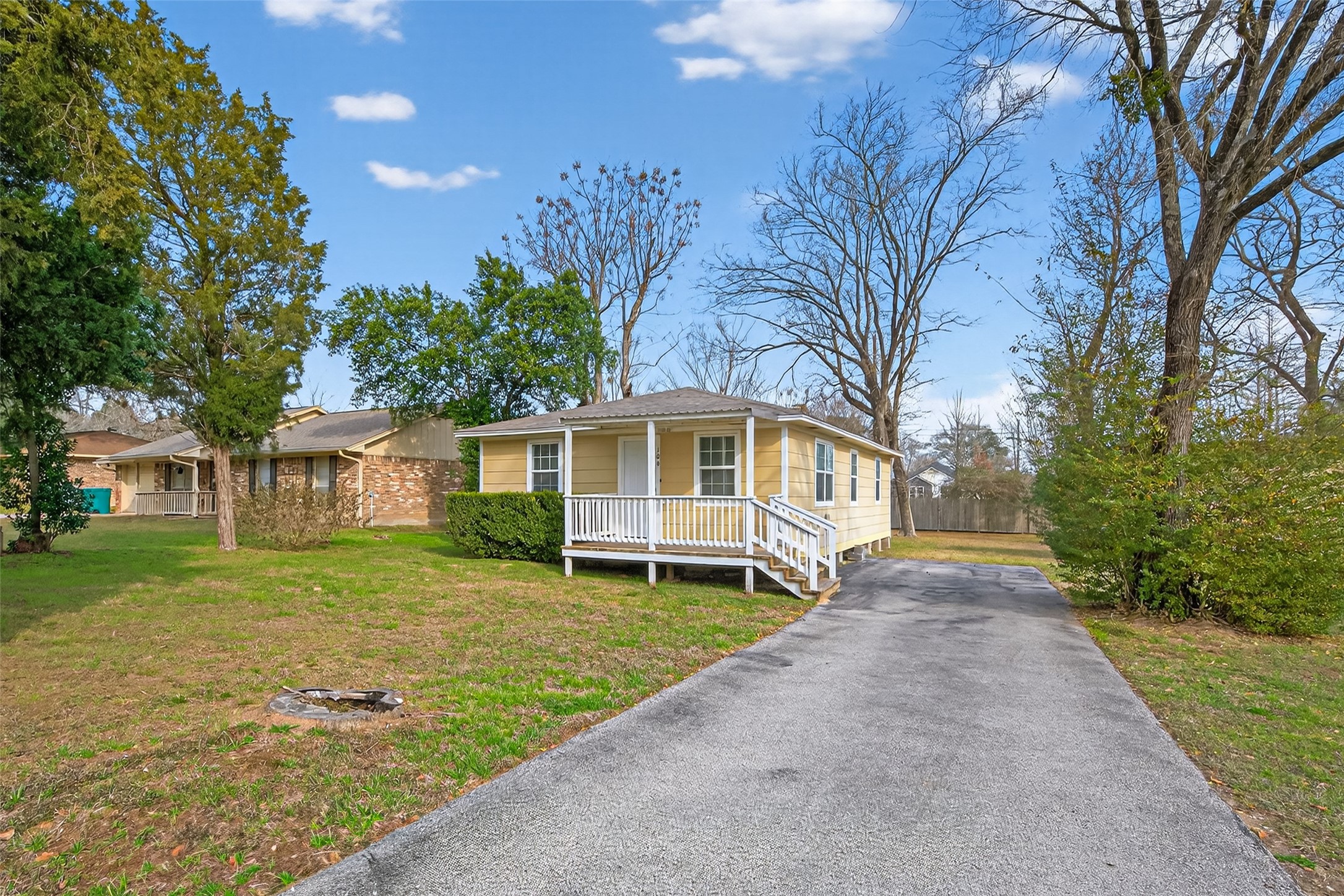 106 Longstreet Road Willis, TX 77378 - Photo 4 of 42