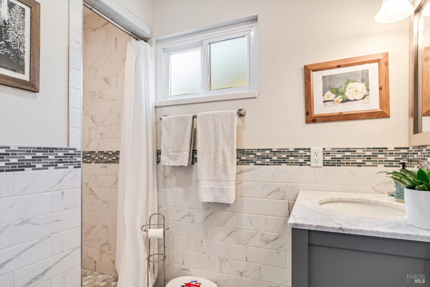 5127 Oak Park Way Santa Rosa, CA 95409 - Photo 15 of 27