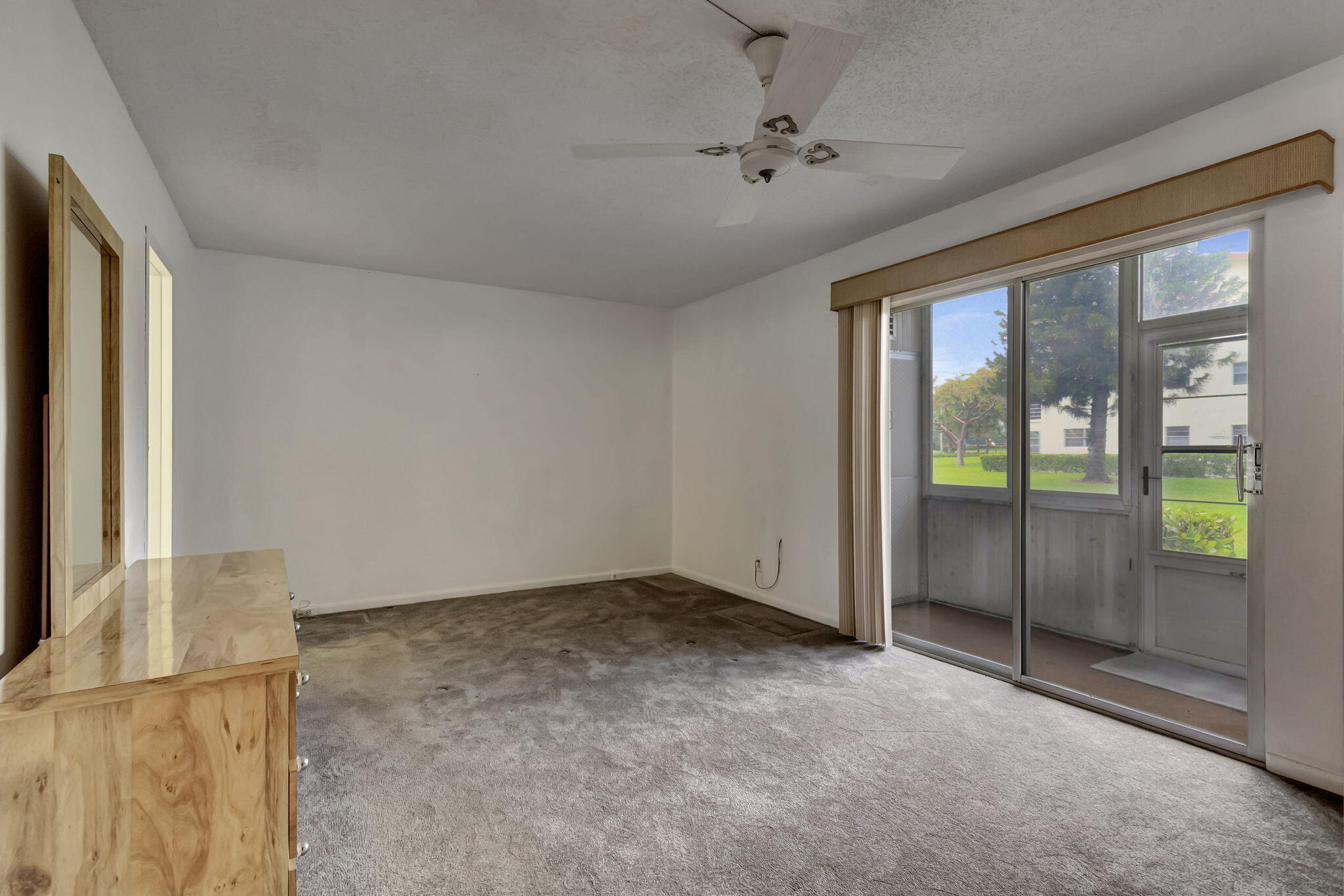 181 Mansfield East Boca Raton, FL 33434 - Photo 16 of 40 26-web-or-mls-DSC_8721