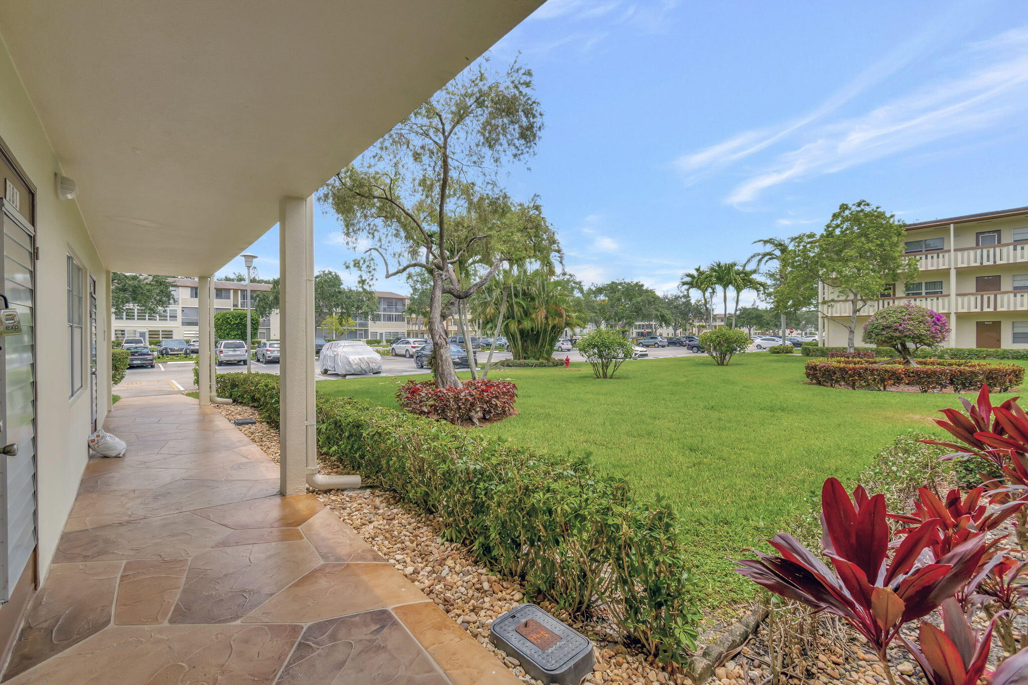 181 Mansfield East Boca Raton, FL 33434 - Photo 34 of 40 9-web-or-mls-DSC_8576