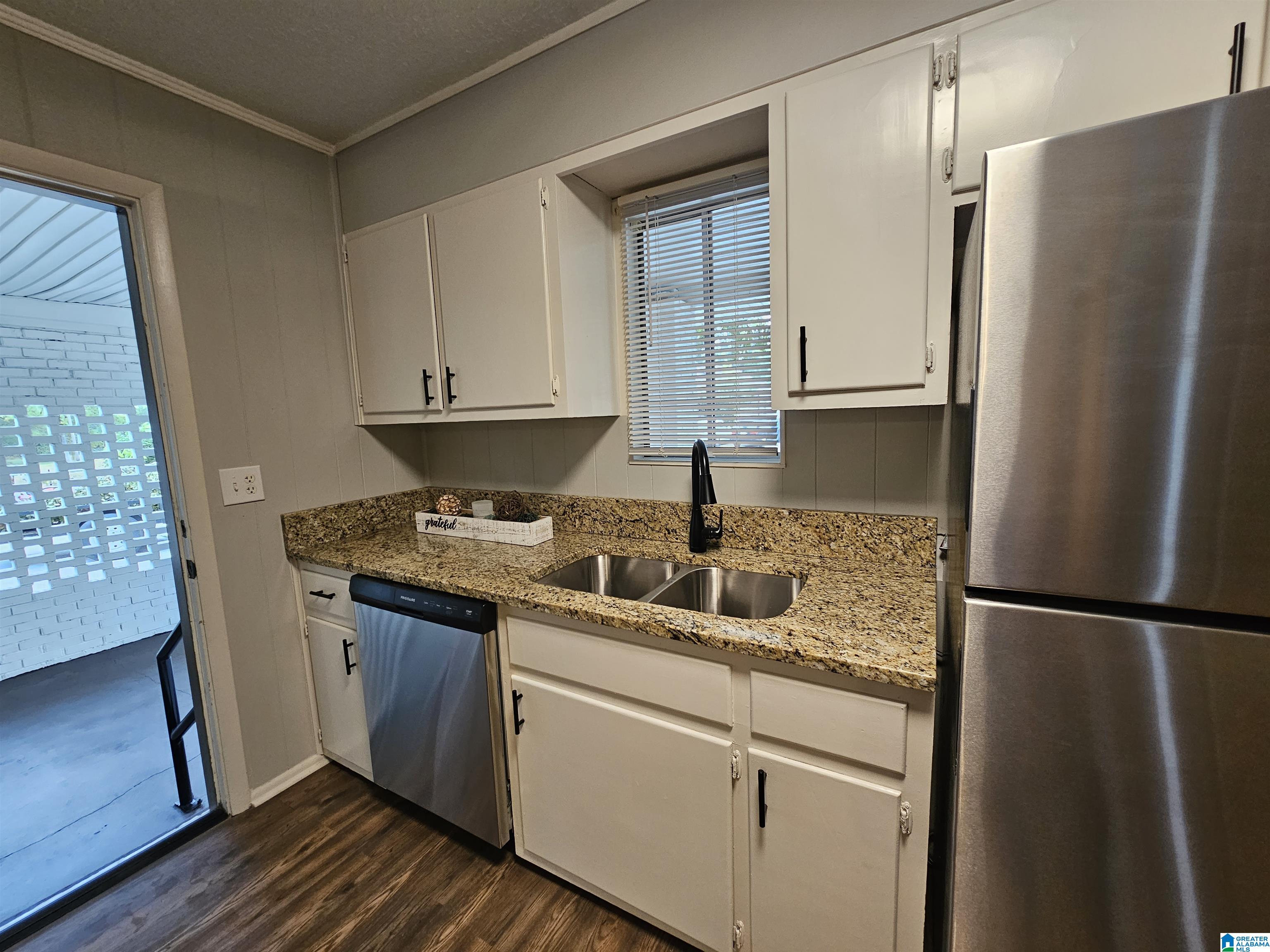 2121 15th Street Calera, AL 35040 - Photo 3 of 27