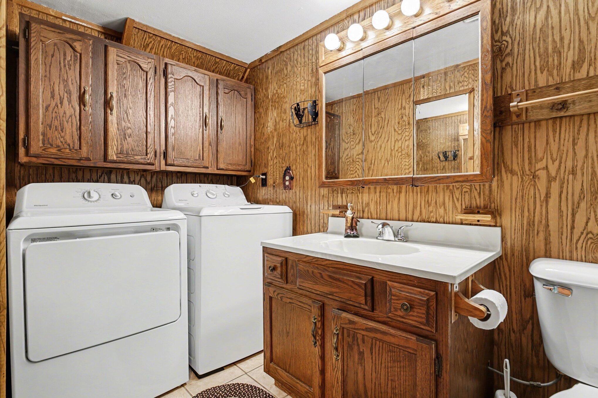 65650 Dailey Road Edwardsburg, MI 49112 - Photo 42 of 59 Apartment Bath