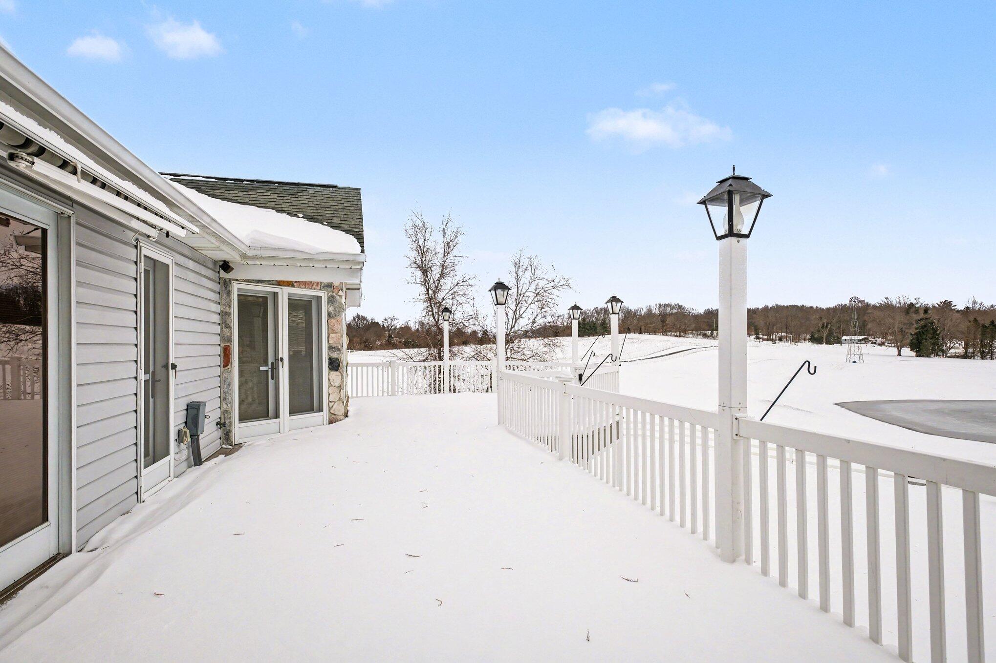 65650 Dailey Road Edwardsburg, MI 49112 - Photo 47 of 59 042_file_2596