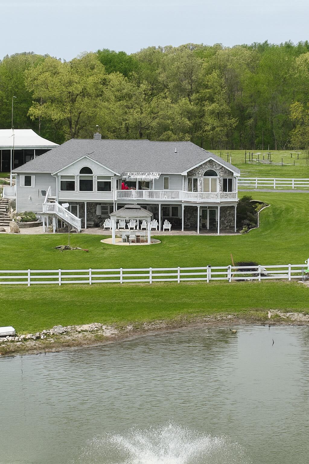 65650 Dailey Road Edwardsburg, MI 49112 - Photo 8 of 59 Think Spring