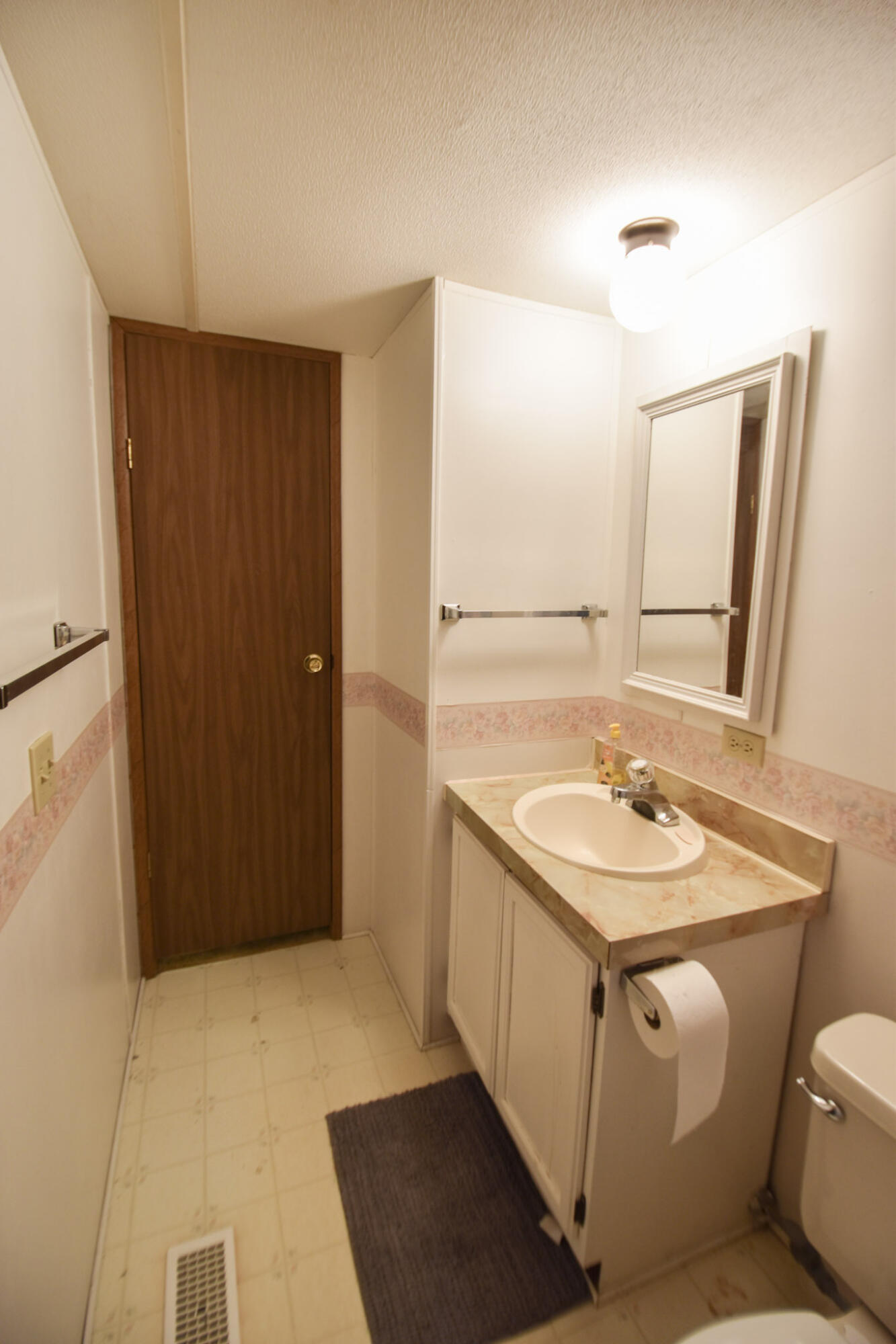 338 South Willowbrook Road Coldwater, MI 49036 - Photo 17 of 27 DSC_0102